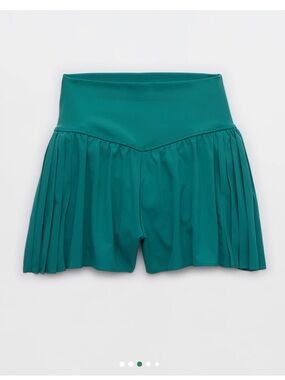 Aerie | NWT Real Me Pleated Flowy Short